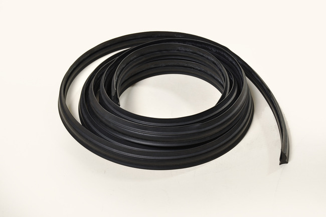 1940-49 International KB 6-12 Series / 1937-40 D Series - Windshield Gasket - Lineal